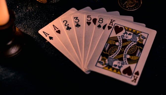sk69 Zeus vs Hades: Klasik Slot dengan Dua Dewa Berkuasa